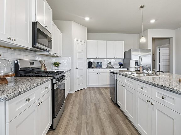 4th image of 15936 Stableford Rd