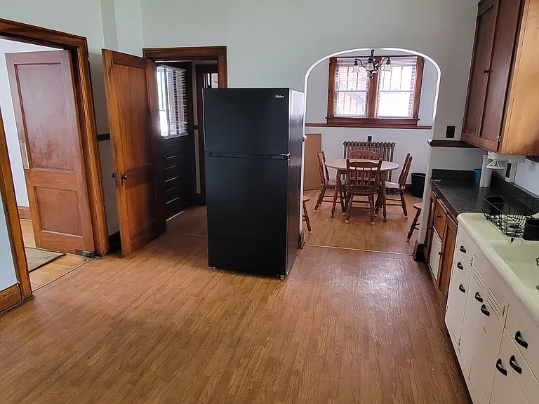 302 E Prospect St — Photo 12