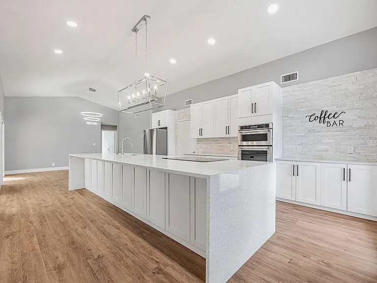 21356 Summertrace Cir — Photo 3