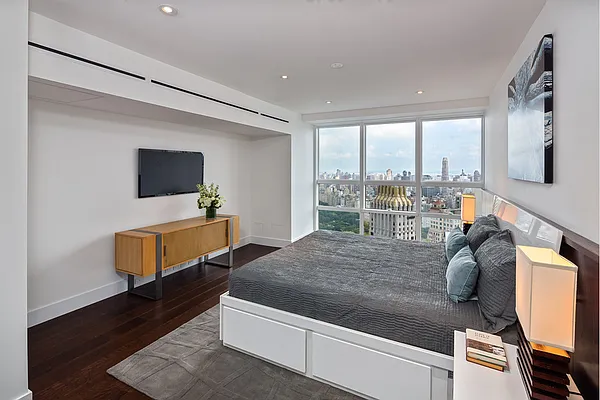 Sold by Stribling | media 7
