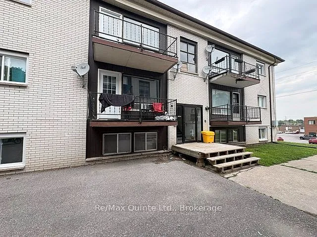 174 Queen St #6