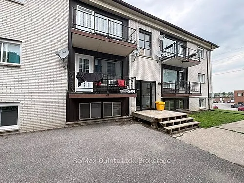 174 Queen St #6 Photo 1 174 Queen St #6 Photo 1