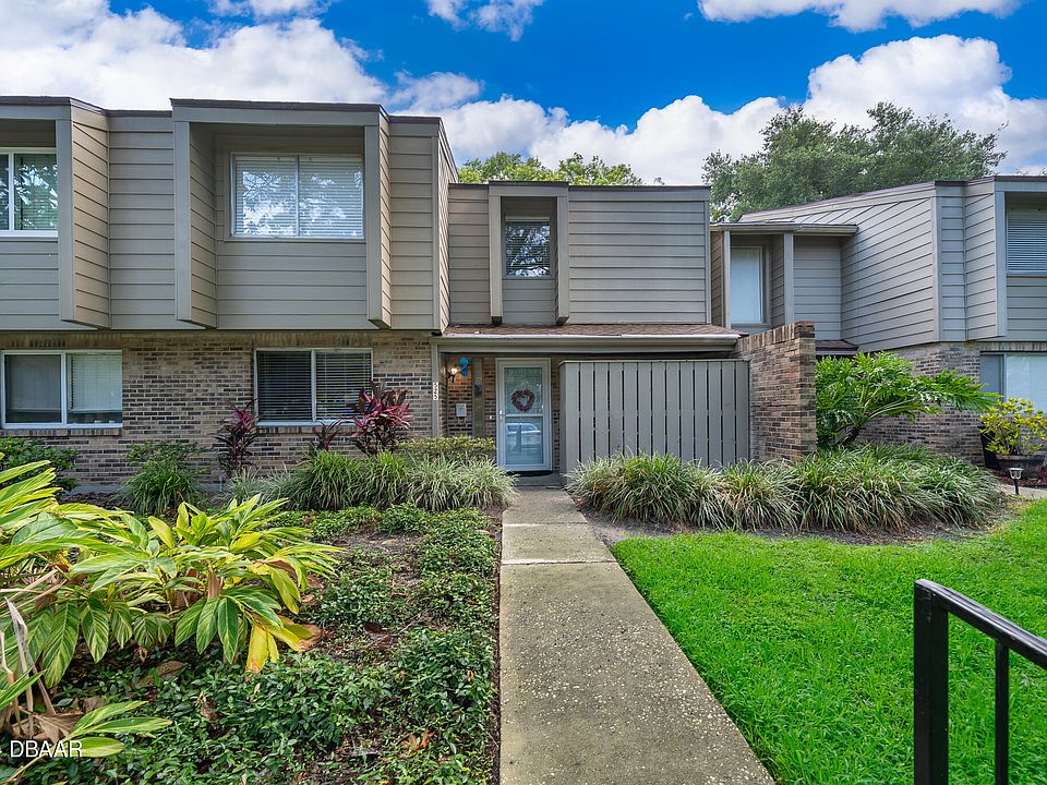 1st image of 525 Oak Haven Dr
