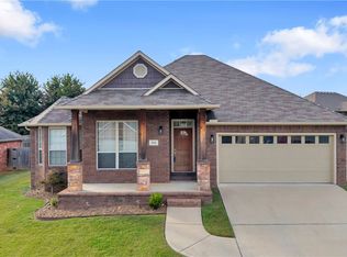 961 Glass St, Cave Springs, AR 72718