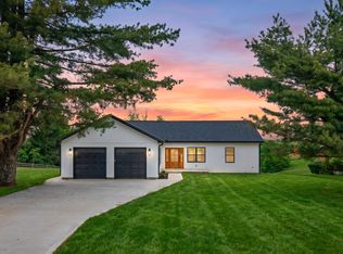 519 Humes Ridge Rd, Williamstown, KY 41097