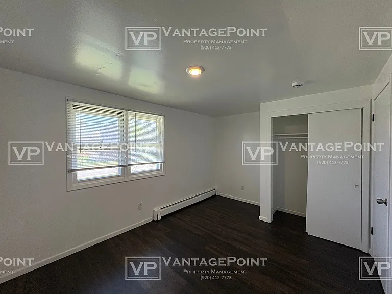 1224 S Erie St #5 — Photo 6