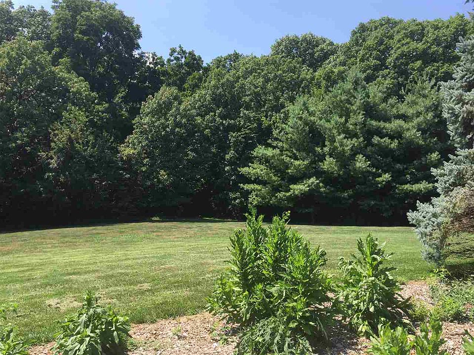 1st image of 408 Oak Valley Dr