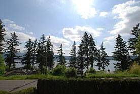 3rd image of 2308 E Lake Sammamish Pl SE