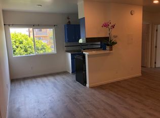 6928 Laurel Canyon Blvd APT 4, North Hollywood, CA 91605