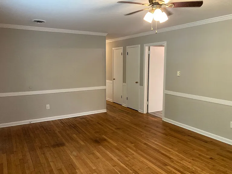 10101 Bayham Dr — Photo 6