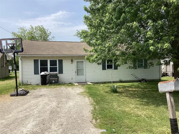 1105 W Washington St, Vandalia, MO 63382