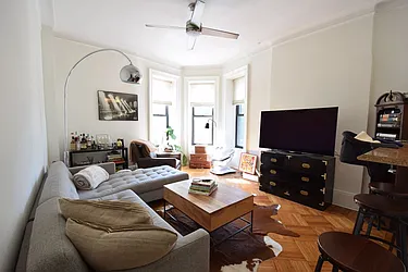 Rented by Rolling Stone Realty LLC