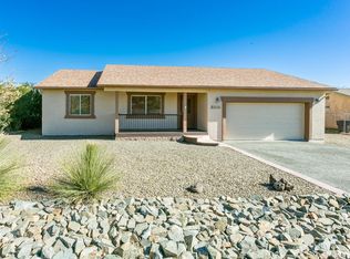 20146 E Mesa Verde Rd, Mayer, AZ 86333