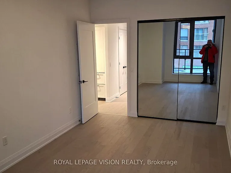 505 Glencairn Ave #205 — Photo 23