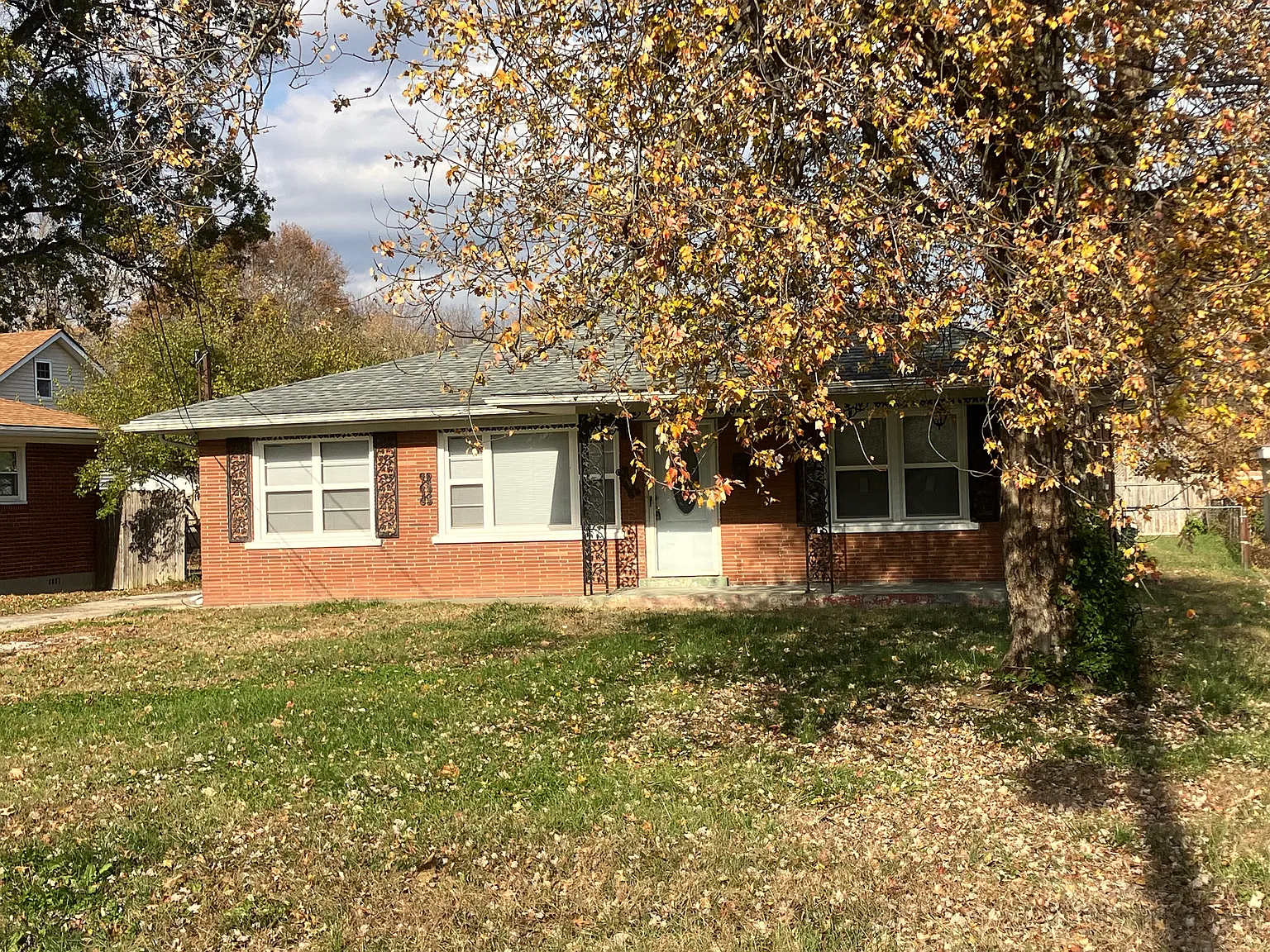 3 bed, 1209 sqft, $1,495 — Photo 2