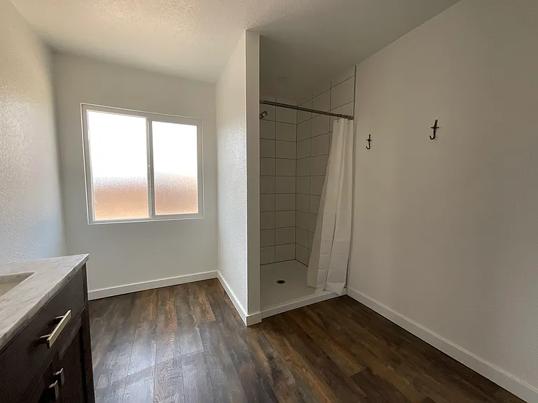 1628 Bluebonnet Blvd — Photo 36