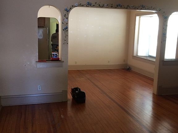 4th image of 126 S Garfield Ave #B