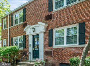206 N Trenton St APT 2, Arlington, VA