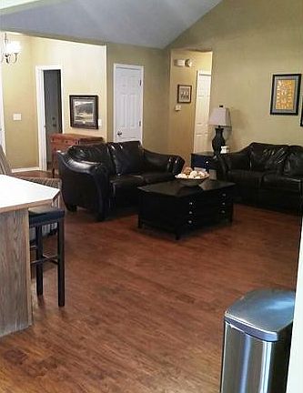 3rd image of 14 Northaven St