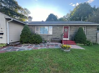 16 Jessica Pl, Whitesboro, NY 13492