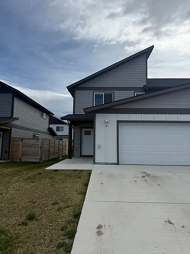 704 Black Diamond Photo 1