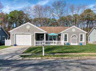 2107 Llewellyn Pkwy, Forked River, NJ 08731