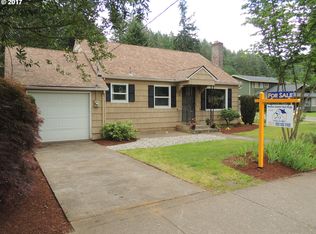 845 S Water St, Silverton, OR 97381