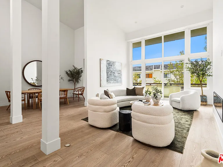 1277 S Beverly Glen Blvd #408 — Photo 6