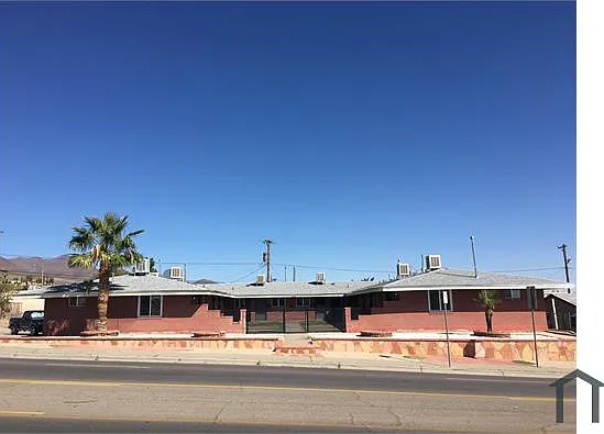 2 bed, $975 — Photo 1