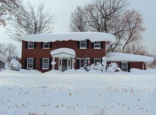 33 Boxwood Cir, Hamburg, NY