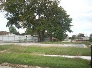 3105 Volpe Dr, Chalmette, LA 70043