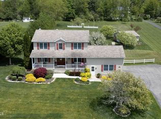 615 Midline Rd, Amsterdam, NY 12010