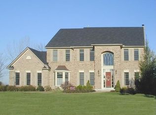 8 Northstone Rise, Pittsford, NY 14534