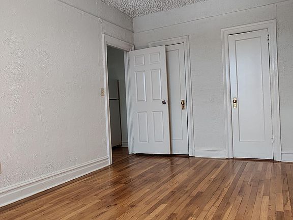 5th image of 2758 Holland Ave APT 3I