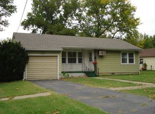 306 W Forest Ave, Girard, KS 66743