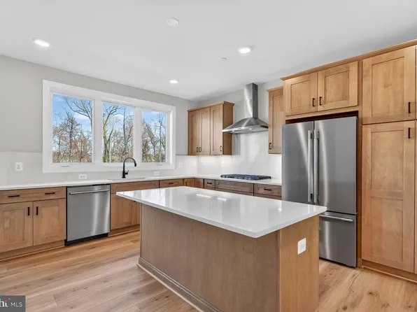 4971 Lachlan Mews, Alexandria, VA 22304