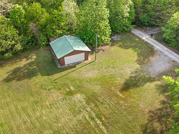 41st image of 250 Outlet Rd SE