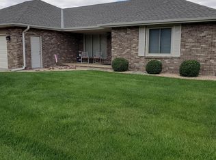2 The Pnes, Beatrice, NE 68310