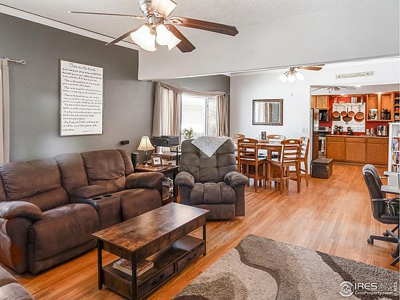 5th image of 519 Clifton St