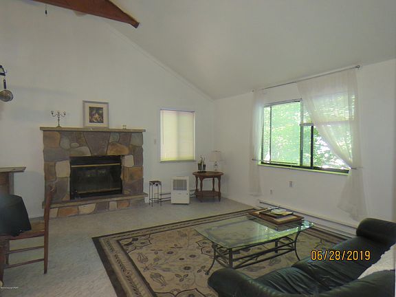 5th image of 1873 Beverly Ct