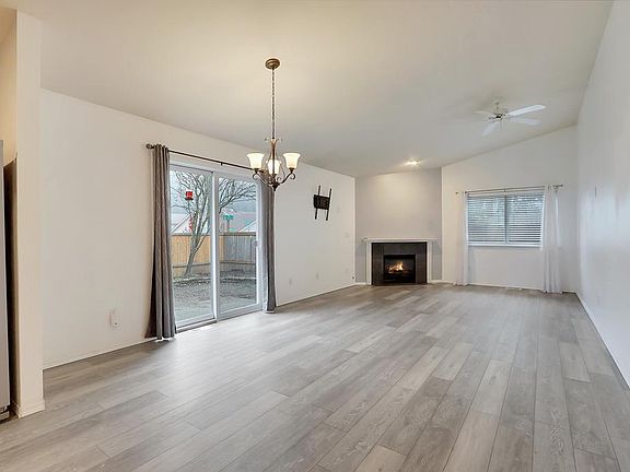 4th image of 18807 77th Avenue Ct E