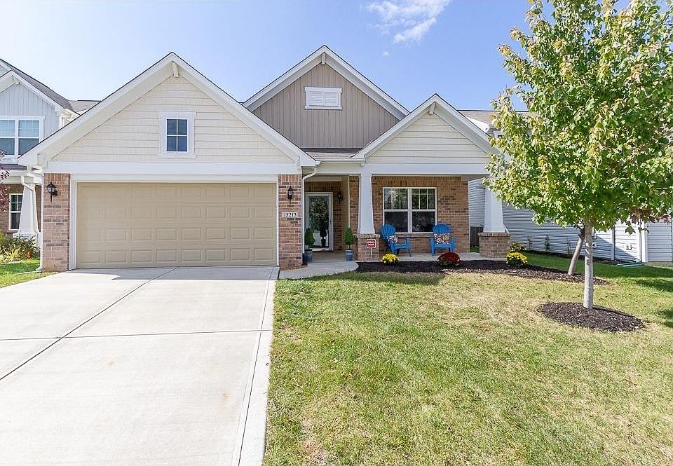 1st image of 15213 Royal Grove Dr