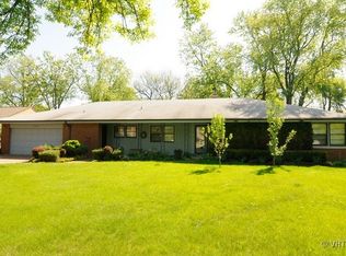 751 S Burton Pl, Arlington Heights, IL