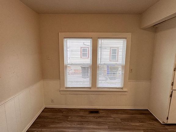 5th image of 620 Dakota St
