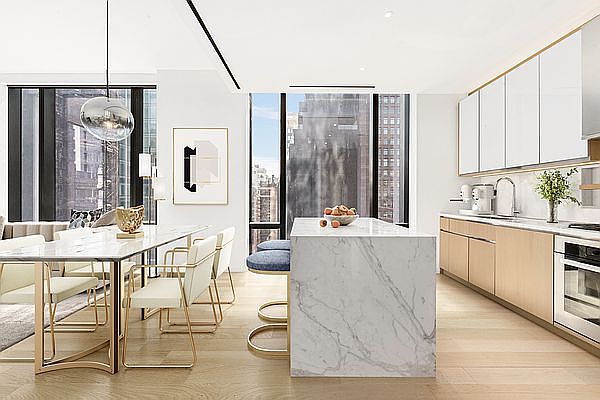 1st image of 277 5th Ave #15B