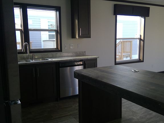 3rd image of 2501 Lowry Ave NE Lot 206