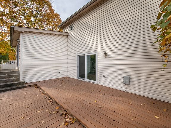 5th image of 2351 Bellaire Ct