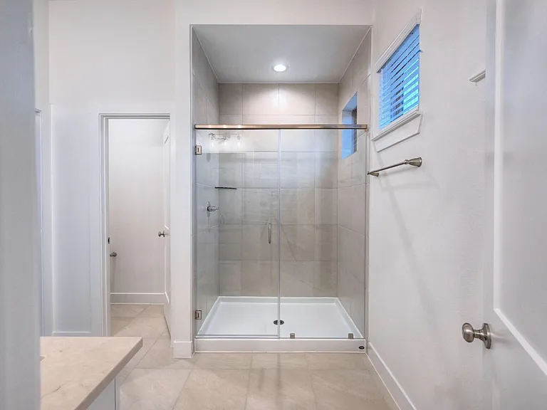 1535 Crystal Stream Dr — Photo 40