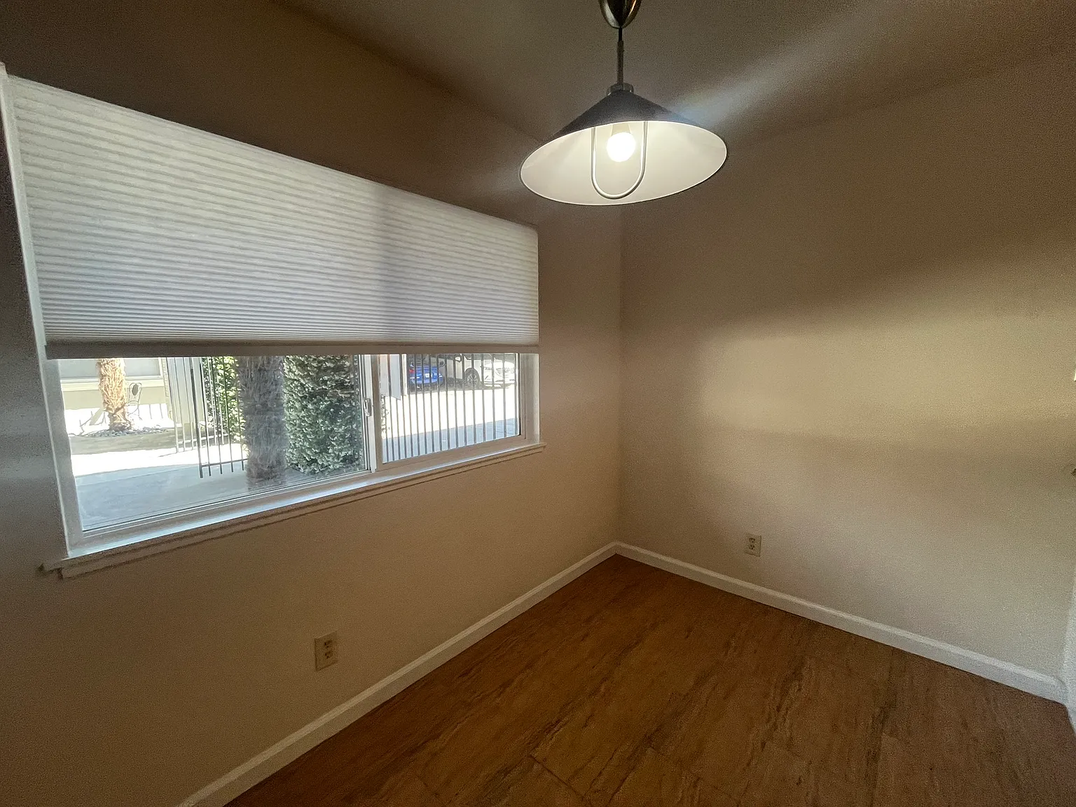 1 bed, 700 sqft, $1,700 — Photo 3