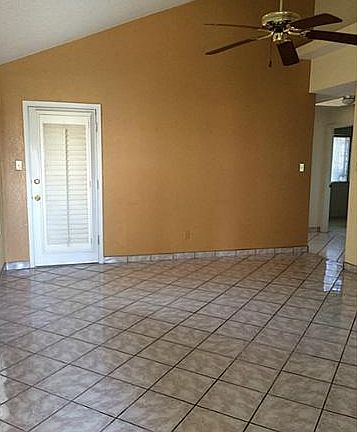 4th image of 12132 Lyman Dutton Cir